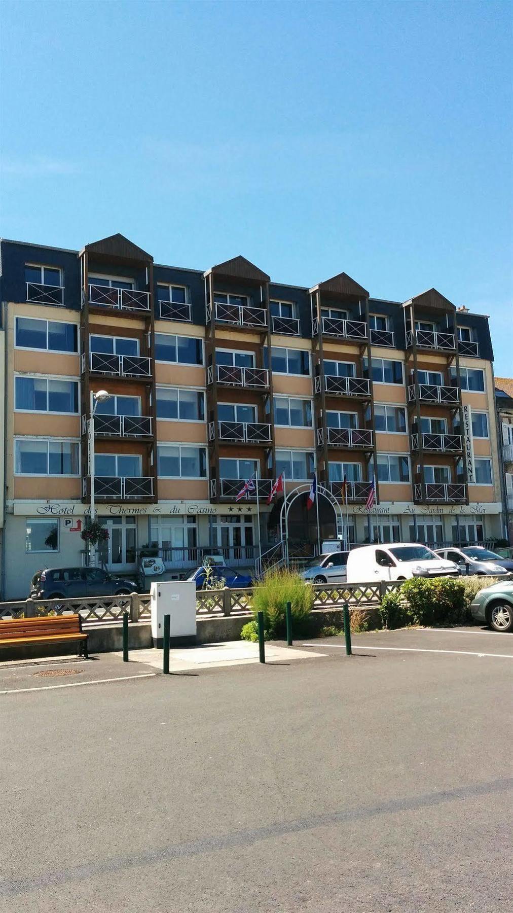 Hotel Des Thermes Et Du Casino Luc-sur-Mer Exterior foto