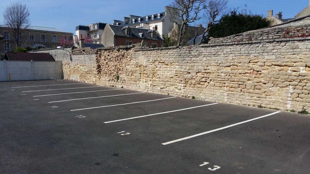 Hotel Des Thermes Et Du Casino Luc-sur-Mer Exterior foto